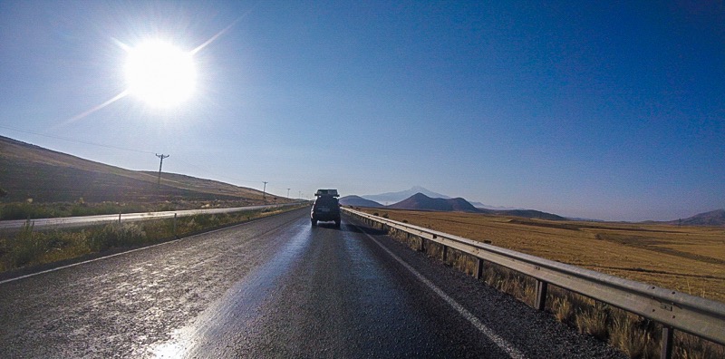 driving east with belgian friends overlanding in turkey