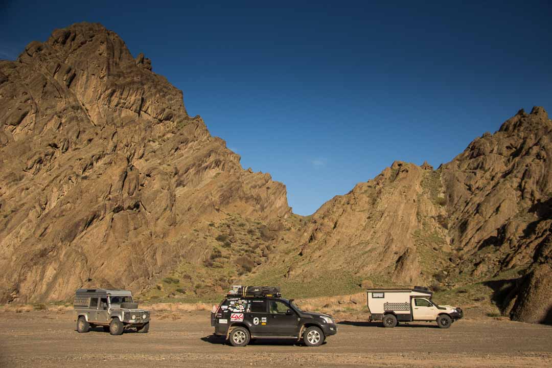 canyon overlanders mongolia overlanding in mongolia defender
