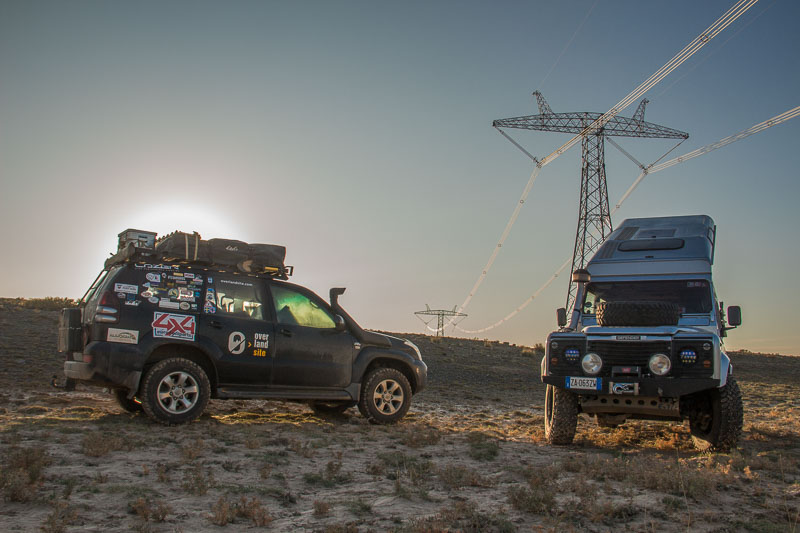 overlanders in china defender and prado in china
