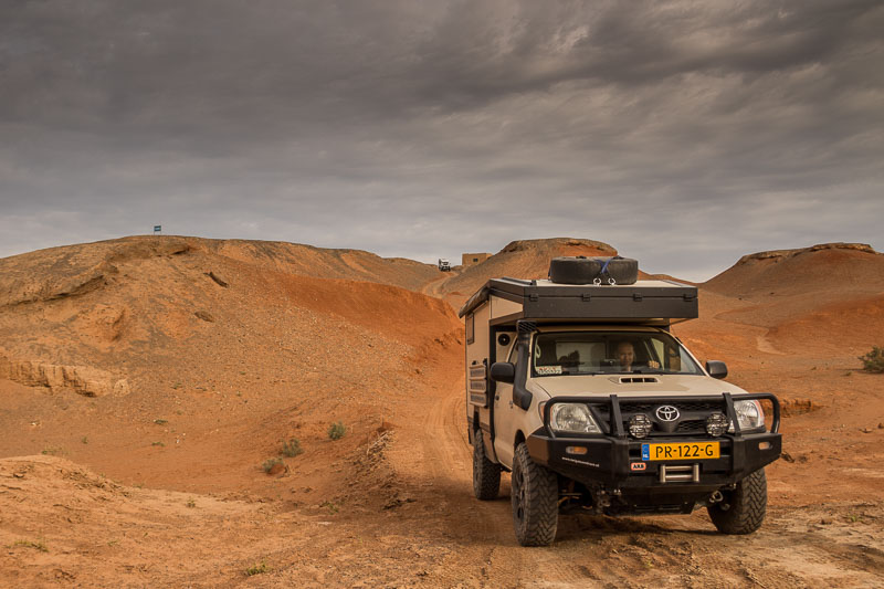 overlander toyota hilux toyota hilux overlanding