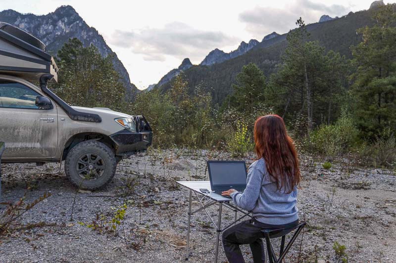 how to make money online while overlanding work online from anywhere