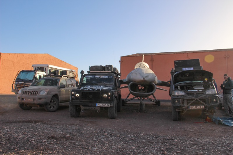 F-16 and overland rigs